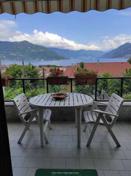 Appartamento Vista Lago Germignaga Kültér fotó